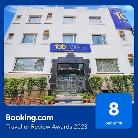 Fabhotel Marble Arch - Nr Karol Bagh Market 델리 외부 사진