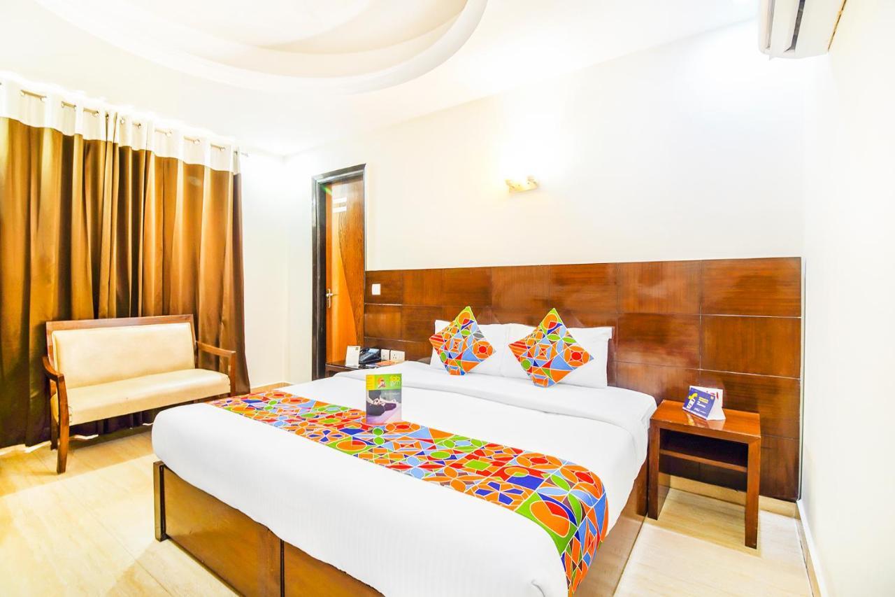 Fabhotel Marble Arch - Nr Karol Bagh Market 델리 외부 사진
